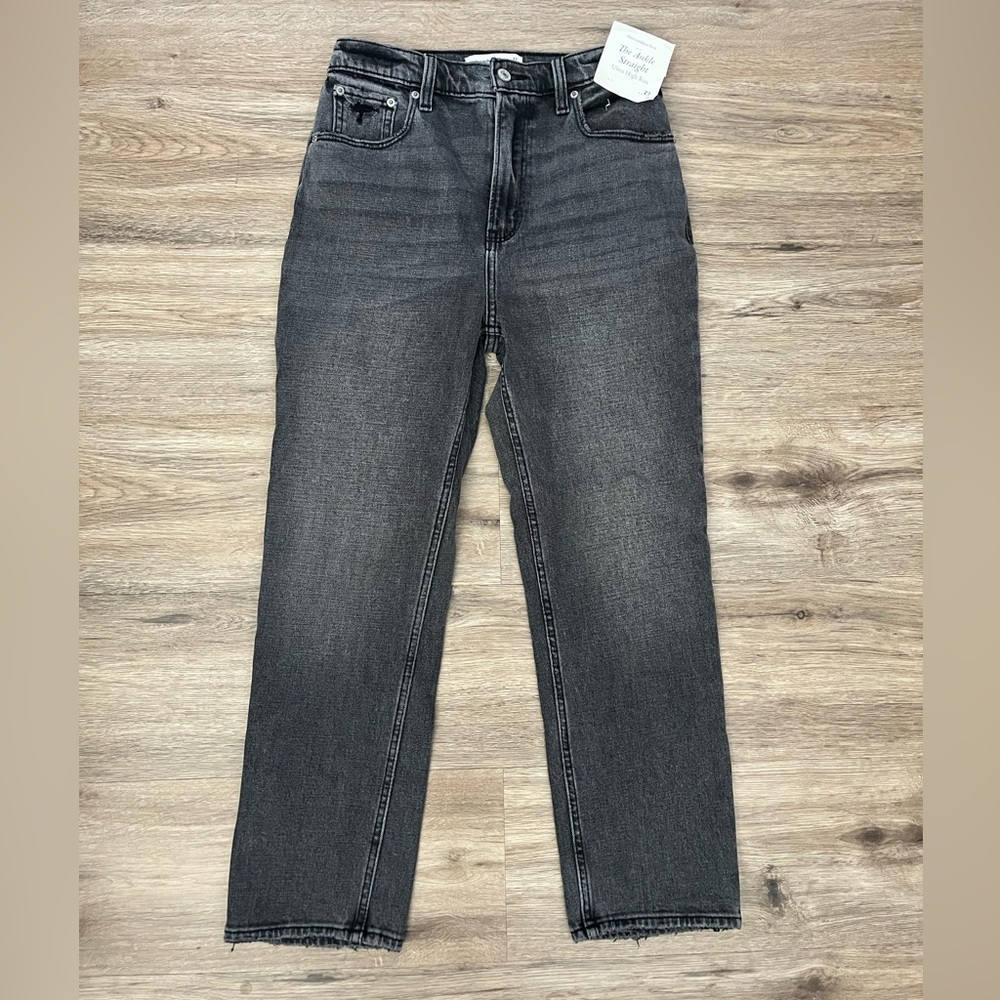 Women’s Abercrombie and Fitch “The Ankle Straight” Ultra High Rise Jeans